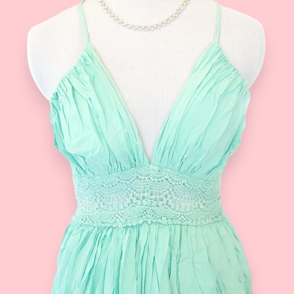 Stunning High-Low Dress Aqua Crochet Lace NWT XS - Picture 2 of 9